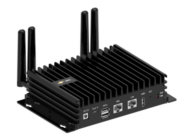 SE110S-WC8 土星云边缘计算微服务器